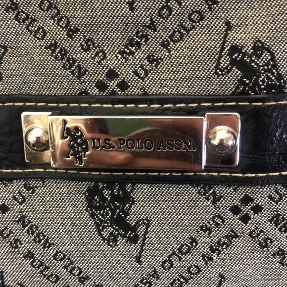 U.S. Polo Assn. grey and black leather hand bag - Picture 3 of 10